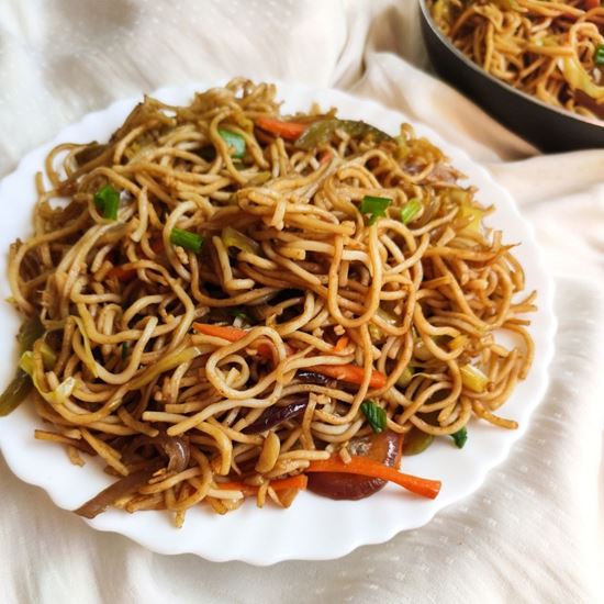 Picture of Chowmein(Veg-1 Plate.)