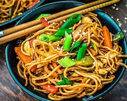 Picture of Noodles (Egg Chicken Chilly Garlic Hakka)